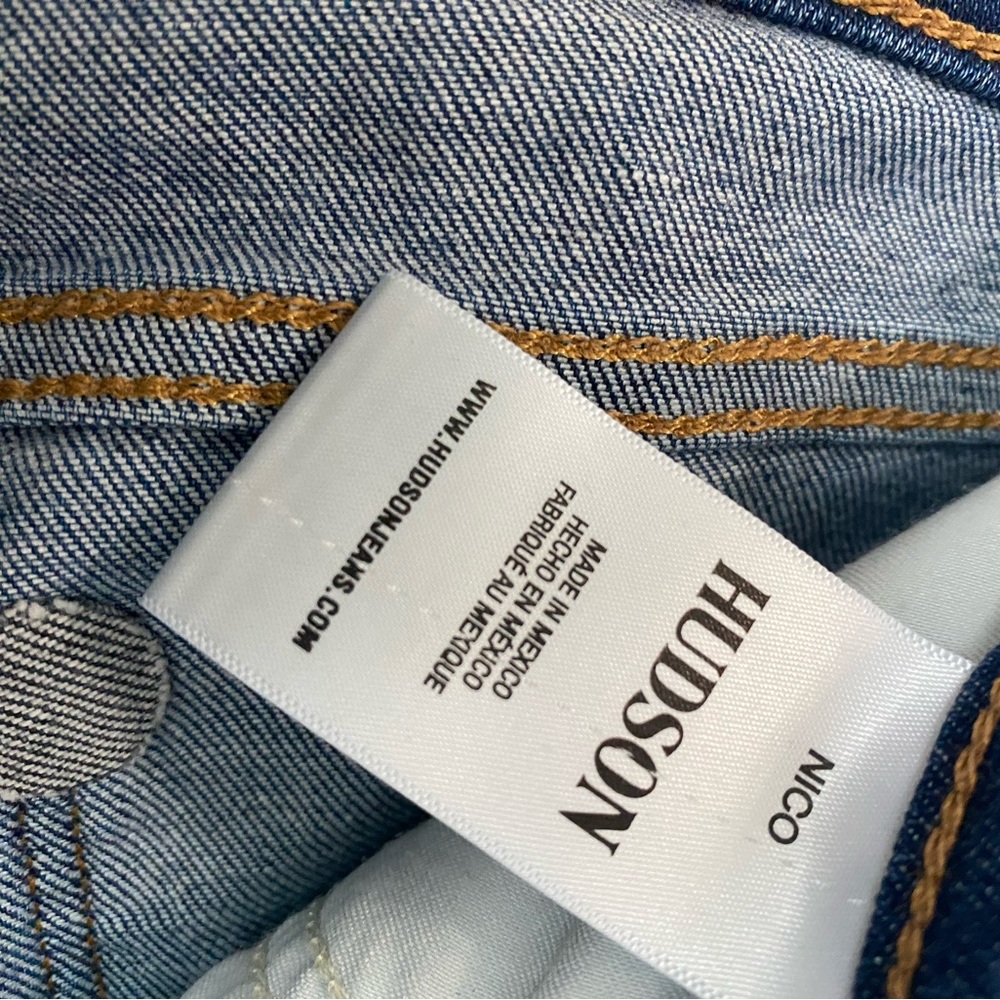 Hudson (27) Nico Mid Rise Medium Wash Denim - Picture 7 of 10
